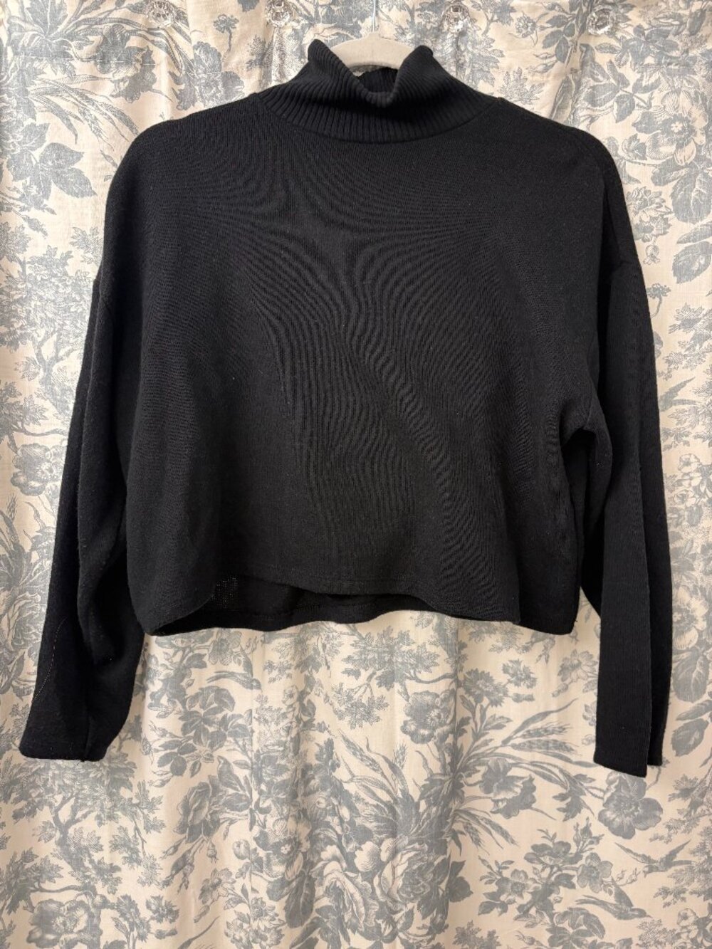 Zara Cropped Black Turtle Neck Sweater - Small